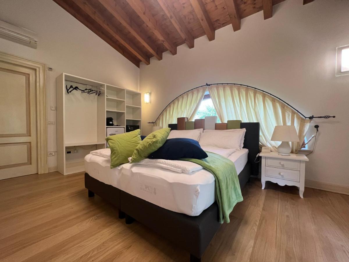 Steba House Savani Barbara Foresteria Lombarda 로나토 외부 사진